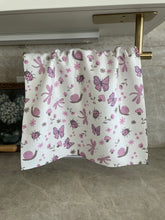 Load image into Gallery viewer, Tea Towel - Hidden Garden