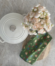 Load image into Gallery viewer, Tea Towel - Vintage Veggies
